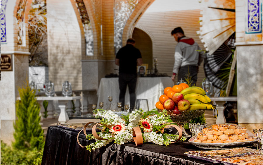 میوه و شیرینی